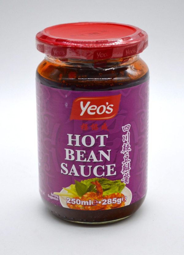 Yeos - Hot bean sauce / 辣酱 250ml